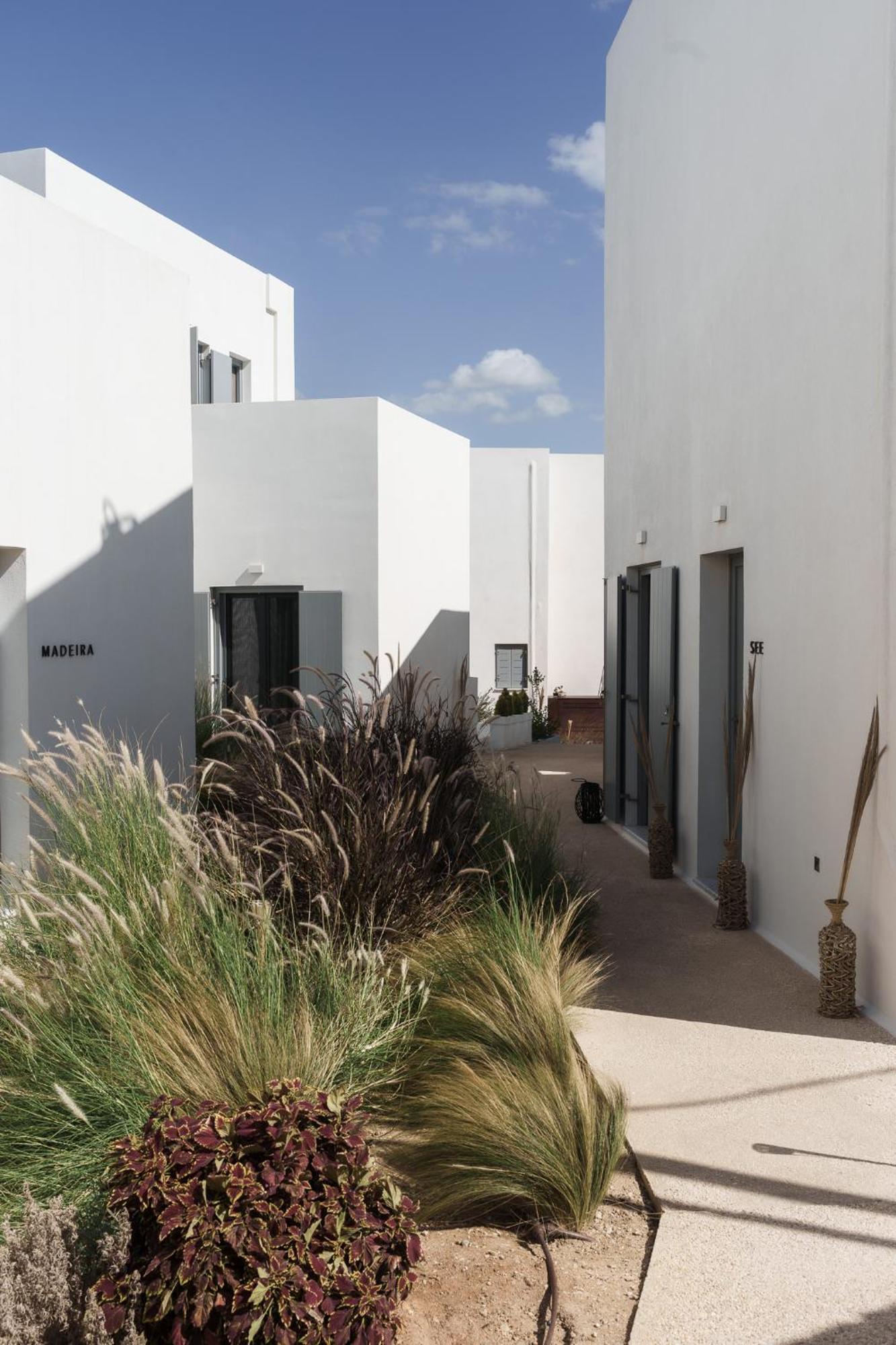 Poema Antiparos Aparthotel Exterior foto